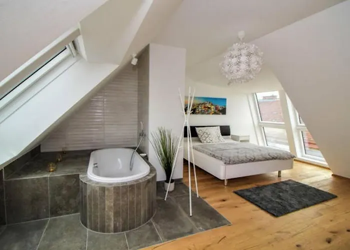 Luxury 2-floor Rooftop With Terrace In The Center